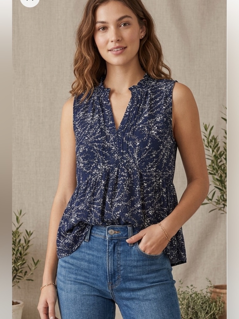 LUCKY BRAND blue and white viscose V Neck ruffled floral blouse